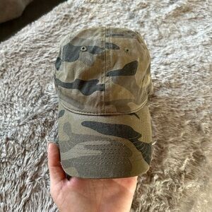 Camo express lightly distressed hat